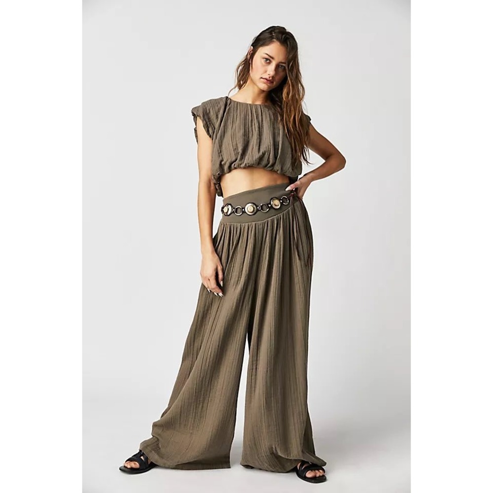 NWT Rare Free People Kimberley Set Medium Sting Ray Pant Cropped Top
Cotton